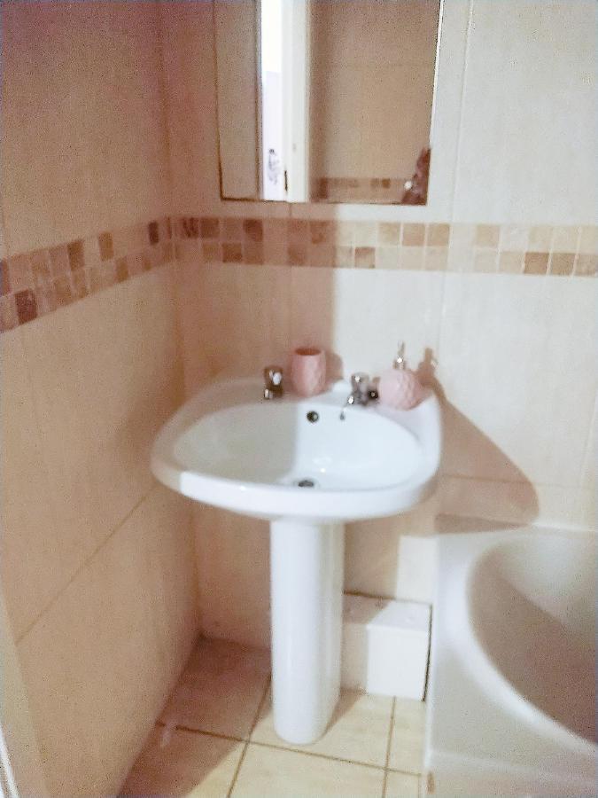 Double Room Close To Bradford University And City Centre エクステリア 写真