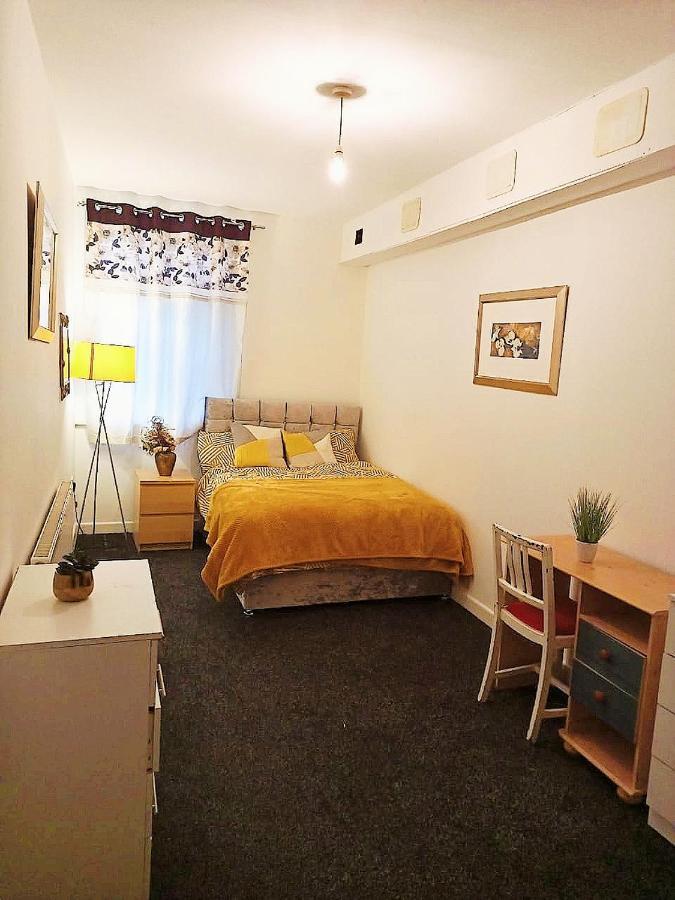Double Room Close To Bradford University And City Centre エクステリア 写真