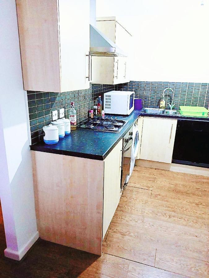 Double Room Close To Bradford University And City Centre エクステリア 写真